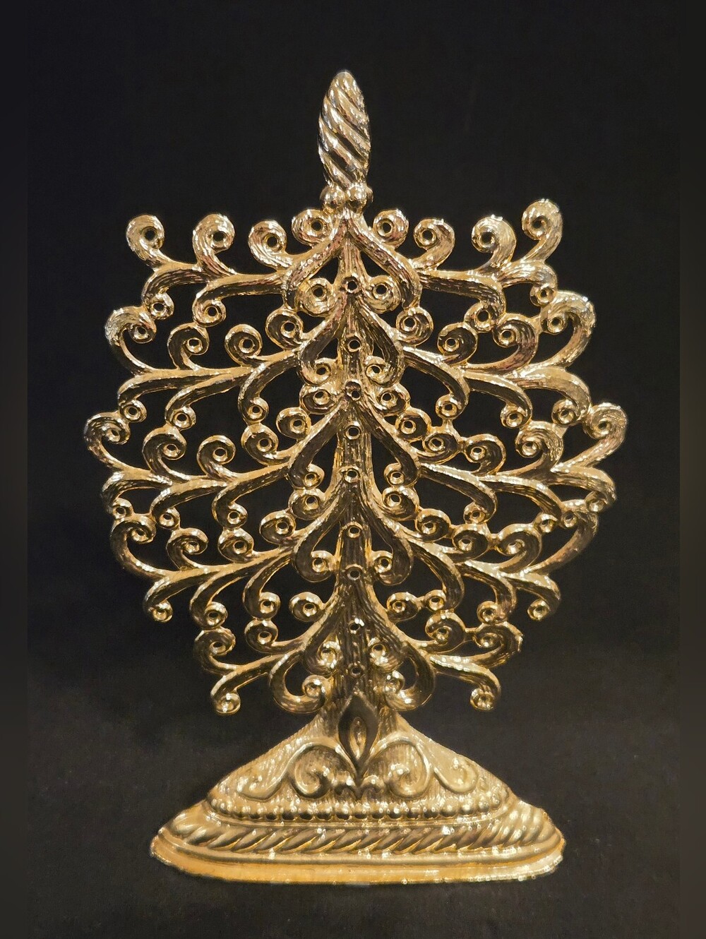 Gold Toned Torino Tree Of Life Earring Holder